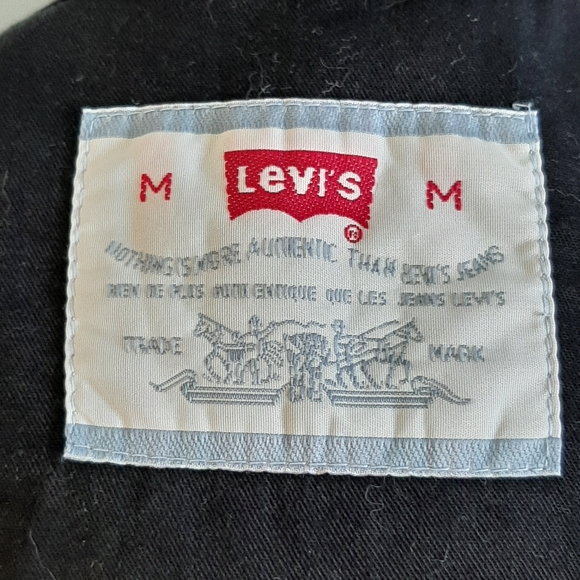 🅱️🅾️G🅾️ Levi's black denim shirt - Picture 3 of 4
